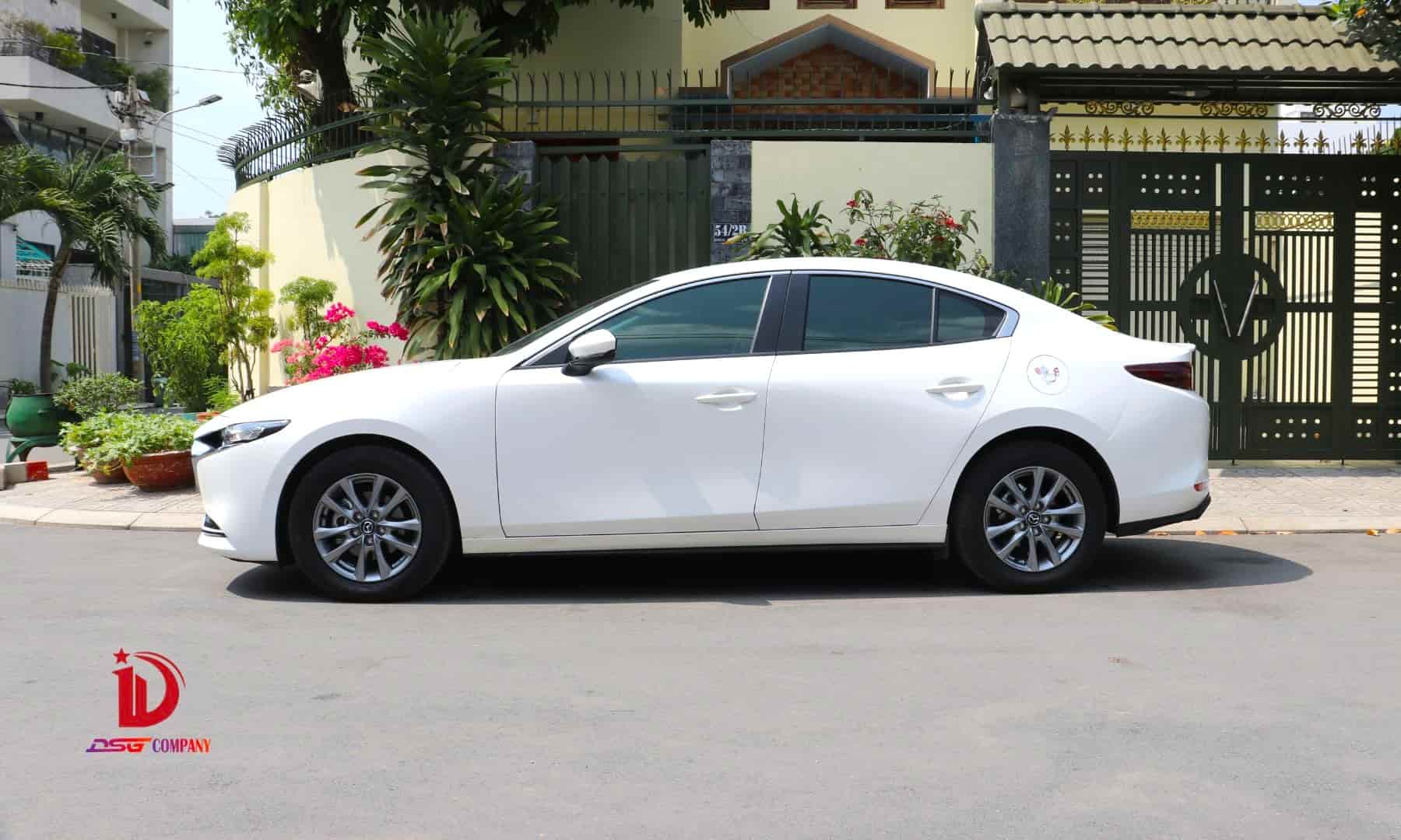 Mazda 3 New - Thuê xe tự lái tại TP.HCM