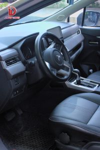 XPander Bạc - Thuê xe tự lái tại TPHCM trung tâm điều khiển trên xpander mới