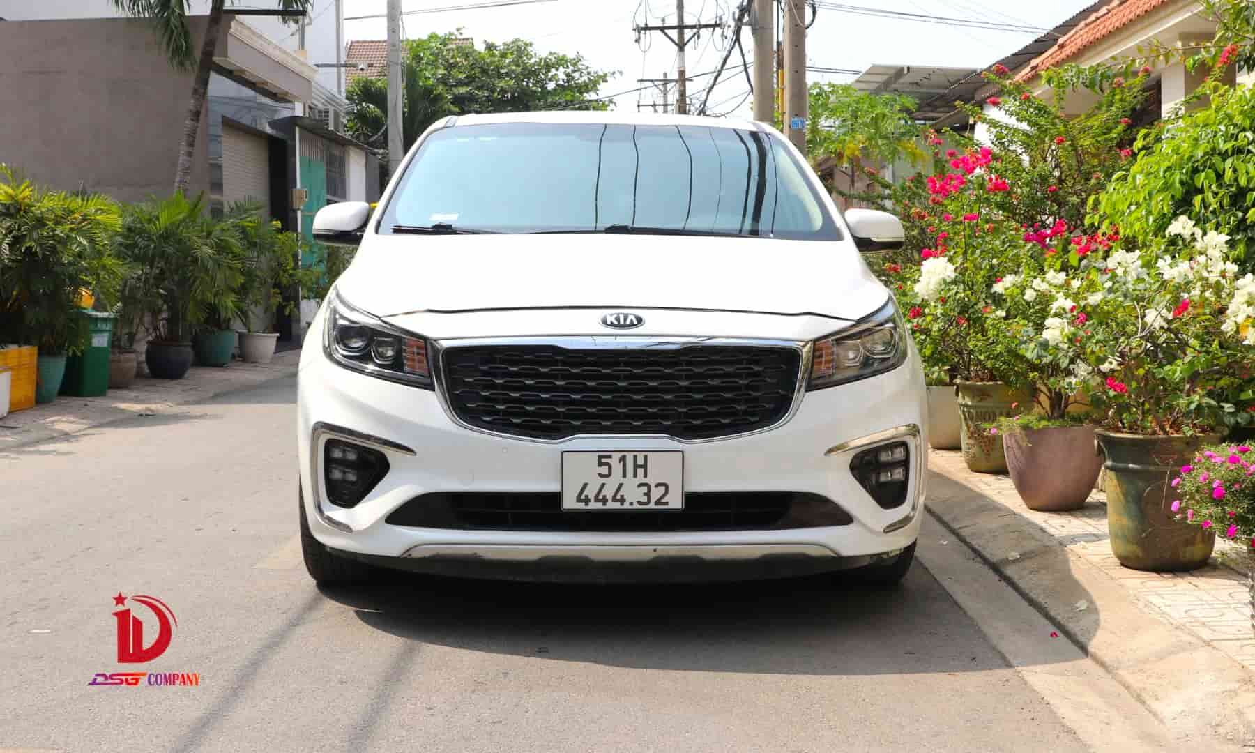 KIA Sedona - Thuê xe tự lái tại Thủ Đức, TP.HCM